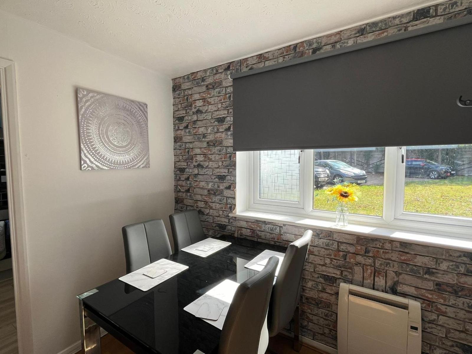 Stunning 1 Bedroom Apartment In Dagenham Exterior photo